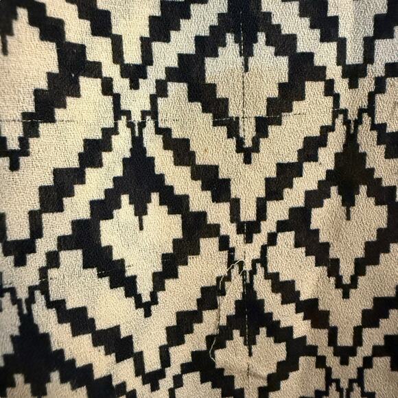 THML Anthropologie Black, Cream and Teal embroidered Tank Top Size Medium - Picture 7 of 8